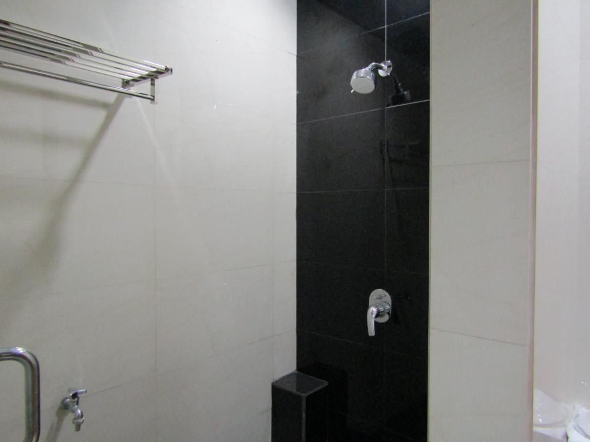 Madina Inn Yogyakarta Eksteriør bilde